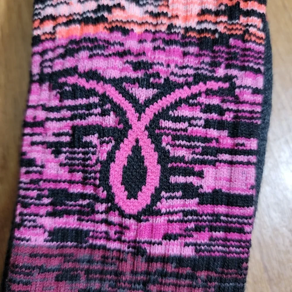 Nike Elite Kay Yow Basketball Crew Socks Size Large L Black Pink Ombre Swoosh